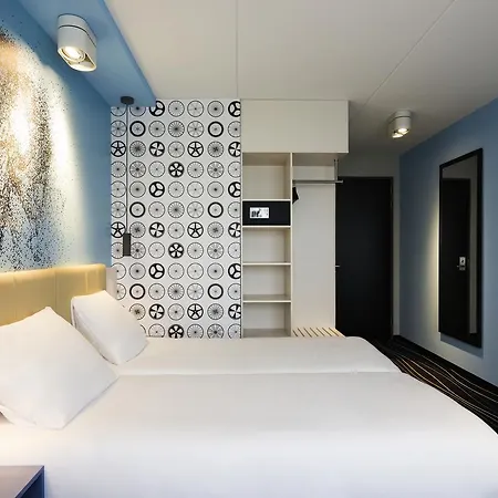 Ibis Styles Hotel 3*